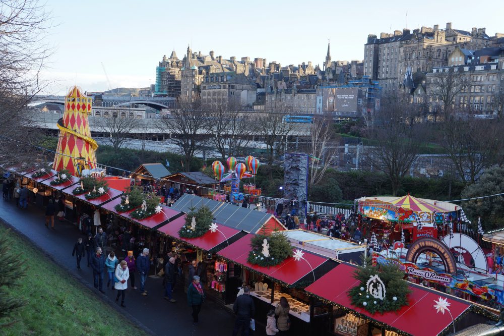 5 Reasons to Visit Edinburgh at Christmas