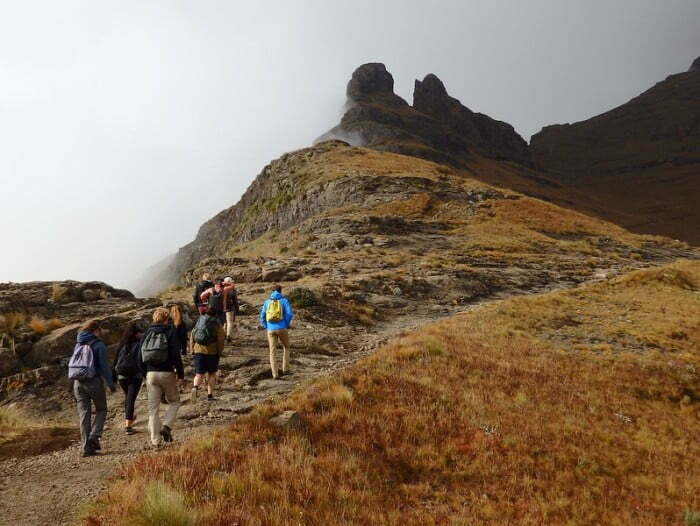 Drakensberg hiking tour to reach the famous mountain ranges in South Africa 