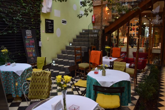 Cafe de la Candelaria in Santiago