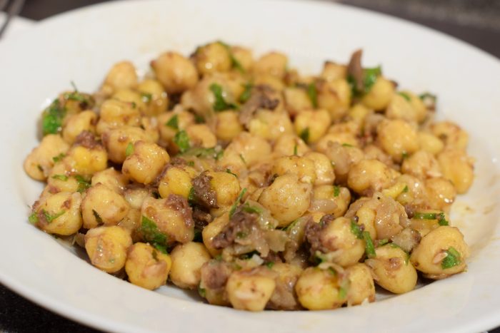 A Few Must-Try Foods at La Boqueria Market in Barcelona, Spain! Bar Pinotxo Barcelona Chickpeas at La Boqueria Market