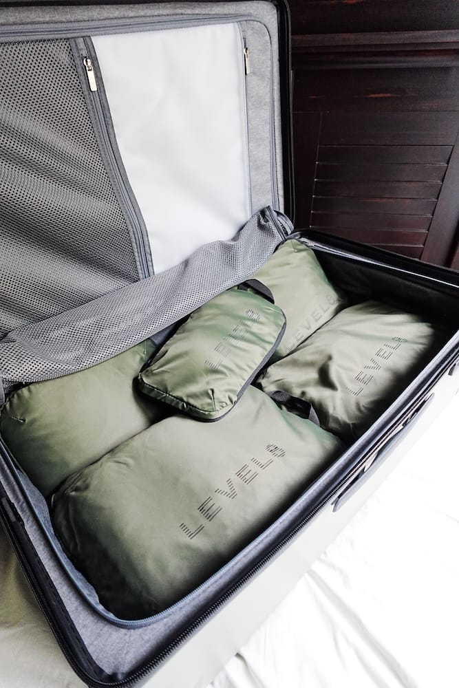 Level8 Compression Packing Cubes with double zipper in the colour woodland.