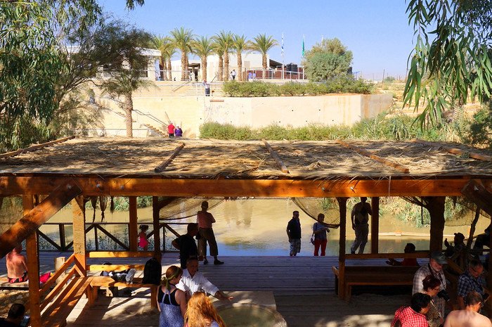 A place to rest and relax in Jordan on a hot day 