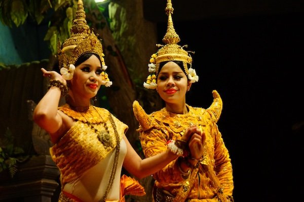 Aspara Khmer performance after Angkor Temples visit in Cambodia 