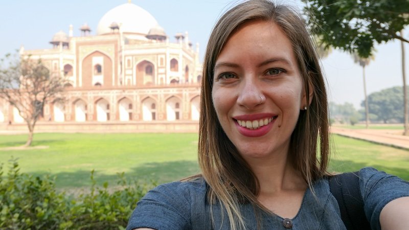 That Backpacker Audrey Bergner visiting Humayun’s Tomb in Delhi, India, a UNESCO World Heritage Site showcasing Mughal architecture