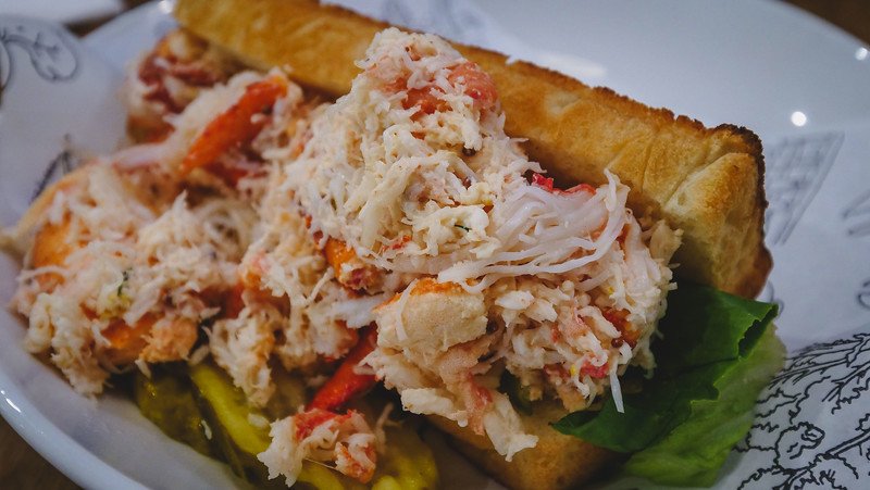 Best Crobster roll in Halifax with snow crab and lobster at The Canteen in Dartmouth was fully loaded and delicious