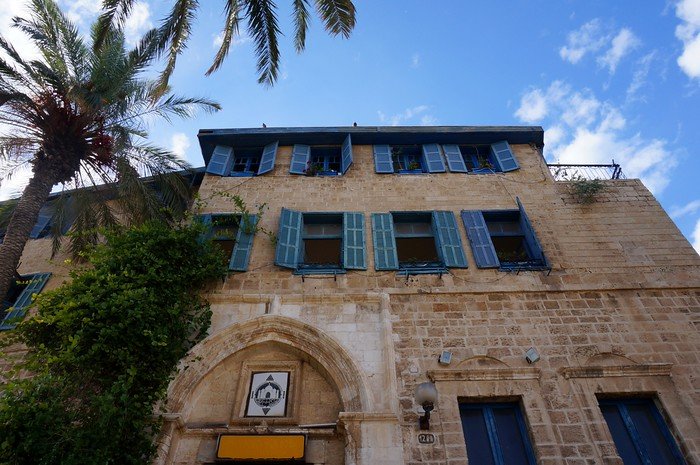 Can you travel around Israel on a budget? YES, and here's how! Travelling Israel on a budget. The historic centre of Old Jaffa, Israel.