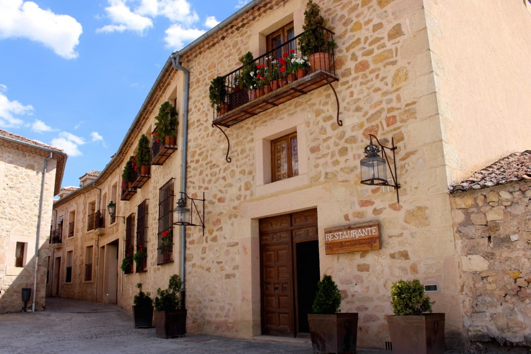 Cute streets in Pedraza, Spain that will charm you to the core 