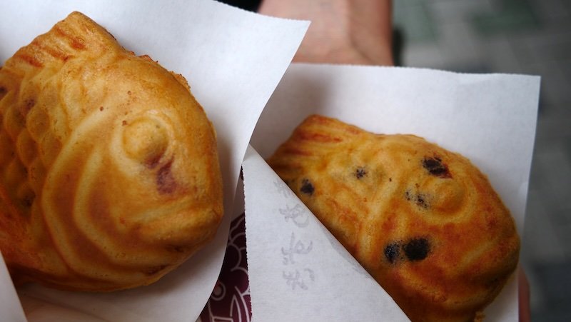 Eating budget street food in Osaka, Japan 