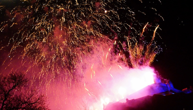 Hogmanay insane Edinburgh Castle fireworks display on offer 
