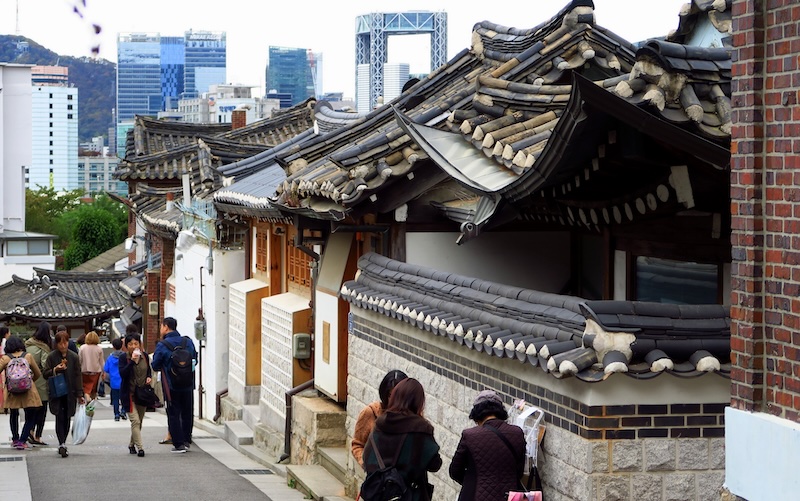 Korean traditional architecture and homes in Seoul, South Korea 