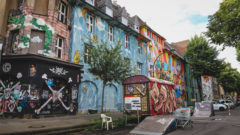 Looking for things to do in Düsseldorf that are off the beaten path? How about the street art along Kiefernstrasse to explore the artistic scene