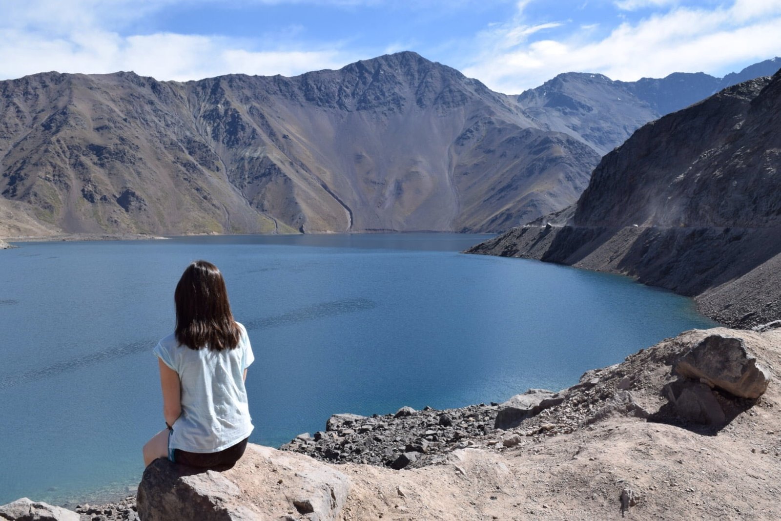 Most scenic views on a day trip from Santiago of mountains and lakes in Chile 