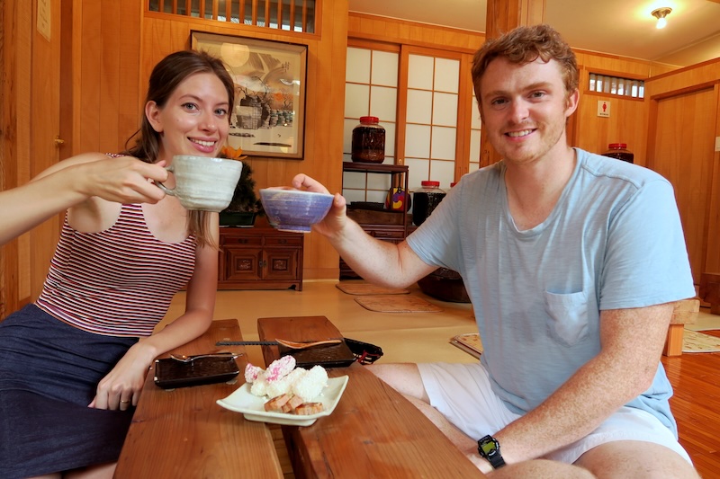 Nomadic Samuel and Audrey Bergner That Backpacker enjoying a cup of tea together in Seoul, South Korea 