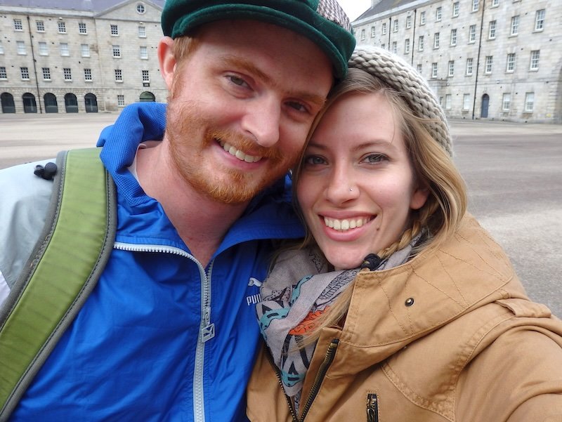 Nomadic Samuel and Audrey Bergner That Backpacker exploring Ireland together 