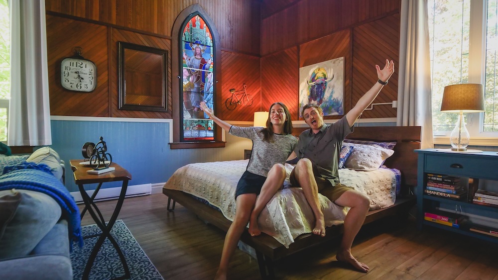 Nomadic Samuel and Audrey Bergner That Backpacker loving staying in unique AirBnBs in Stewiacke, Nova Scotia 