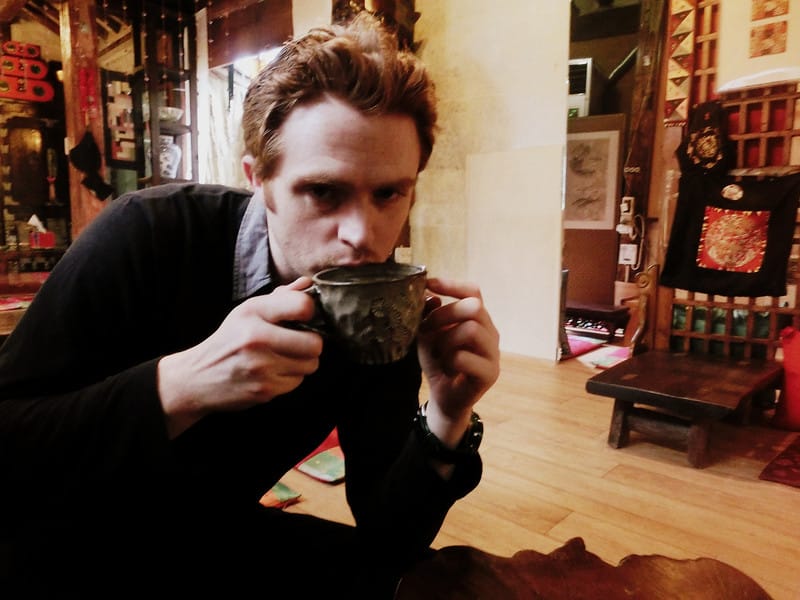 Nomadic Samuel drinking ginger tea in Insadong whilst visiting Seoul, South Korea 