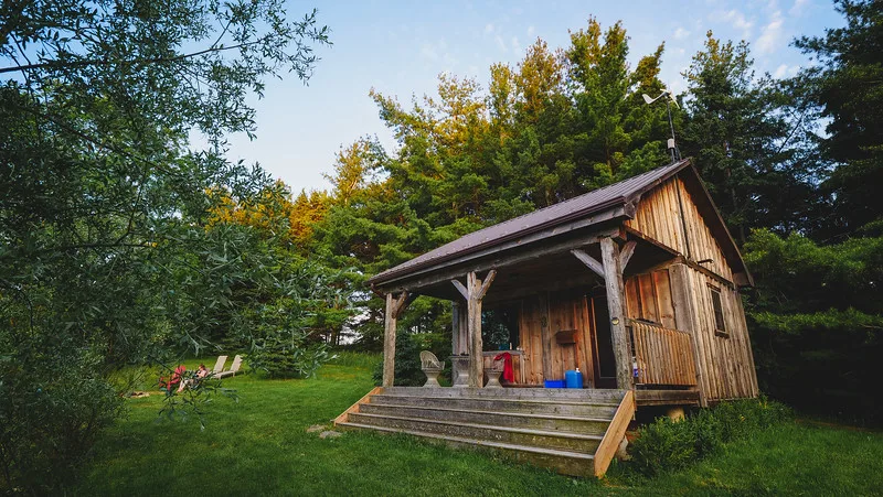 Off-grid cabin stay less than 1 hour from Toronto in Schomberg Off-grid cabin stay less than 1 hour from Toronto in Schomberg