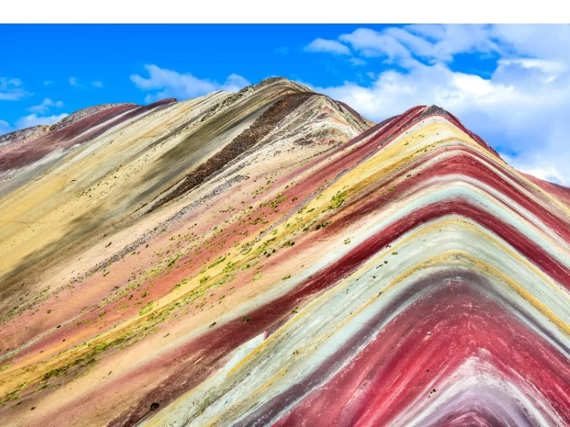 Rainbow Mountain scenic views in Peru 