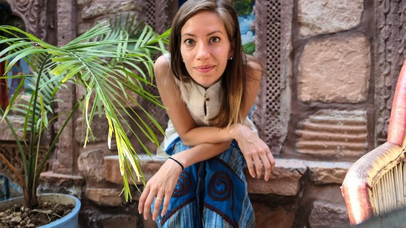 Relaxing in Jodhpur, India is That Backpacker Audrey Bergner 