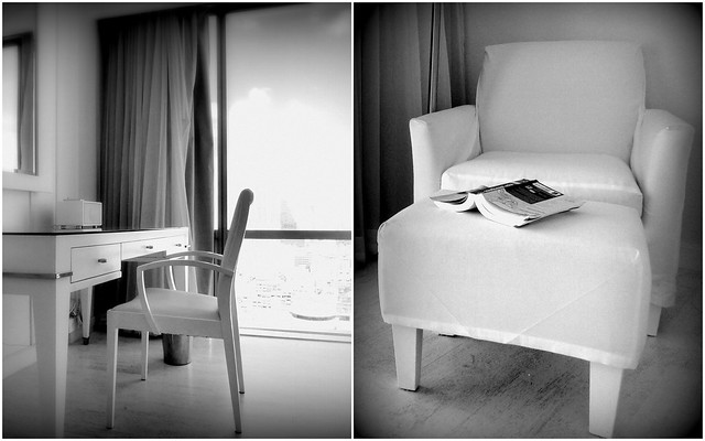Rooms in Pullman Bangkok Hotel G including desk and chair with a view and comfortable sofa to lounge like a lizard on demand in Thailand