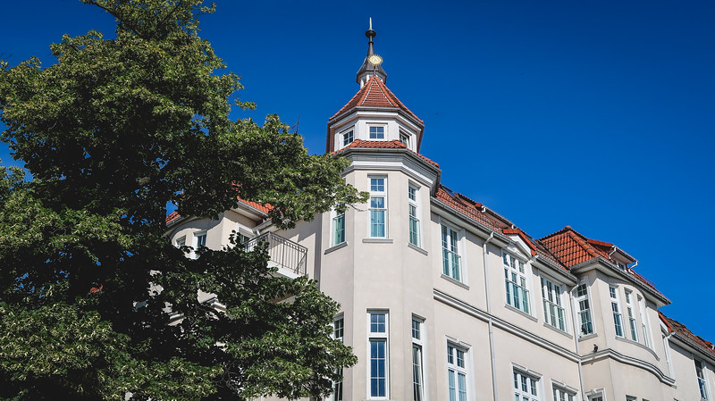 Summer villas in Sopot with lush greenery and beautiful windows with views out to the beach