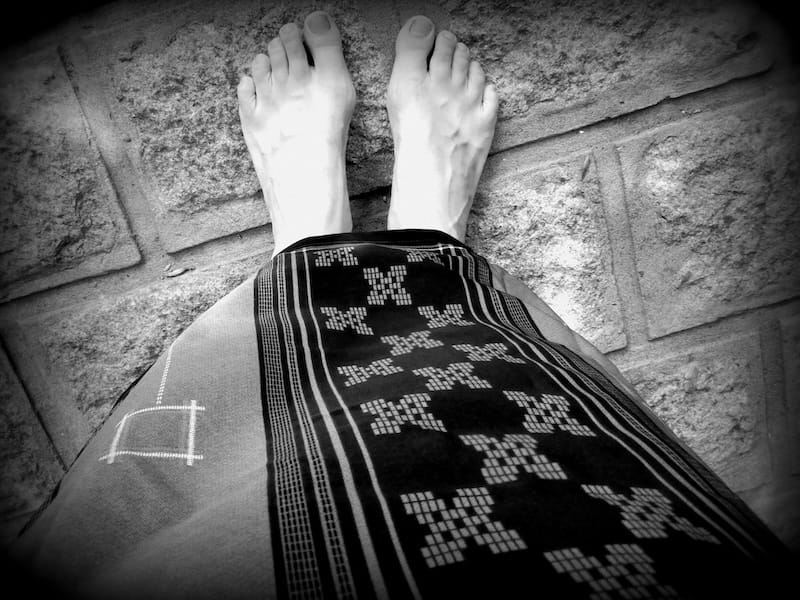 That Backpacker Audrey Bergner traditional skirt robe feet vies macro details on the Mekong Delta Tour in Vietnam That Backpacker Audrey Bergner traditional skirt robe feet vies macro details on the Mekong Delta Tour in Vietnam
