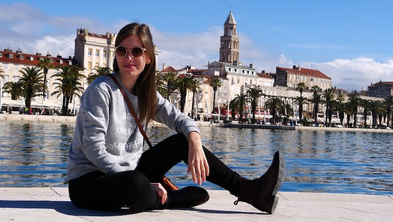 That Backpacker Audrey Bergner looking stylish visiting Split in autumn in Croatia 