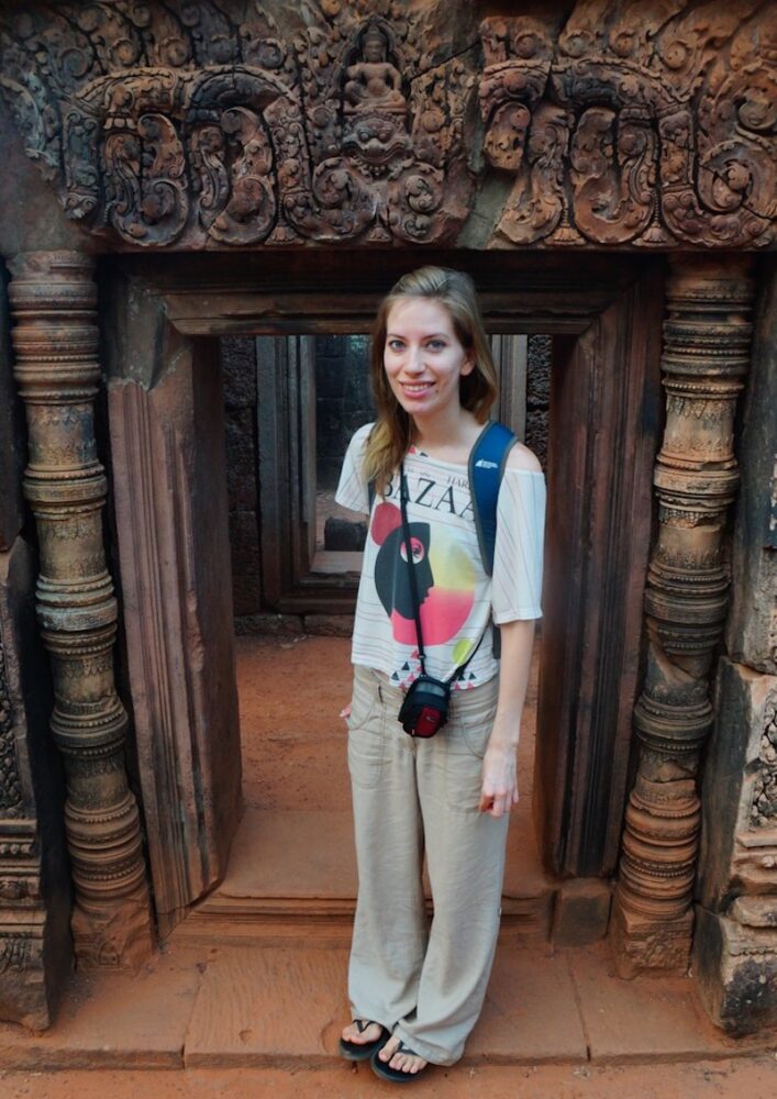 That Backpacker Audrey Bergner too tall to enter the entrance of Banteay Srei, Cambodia 