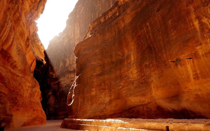 Visiting Petra, Jordan Travel Guide: Explore the Lost City Of Petra!