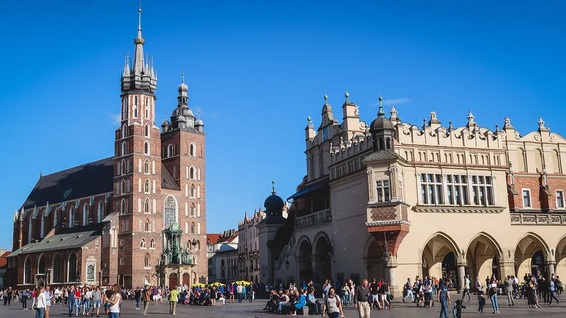 Visiting St. Mary's Basilica and the largest square in Europe in Krakow, Poland Visiting St. Mary's Basilica and the largest square in Europe in Krakow, Poland