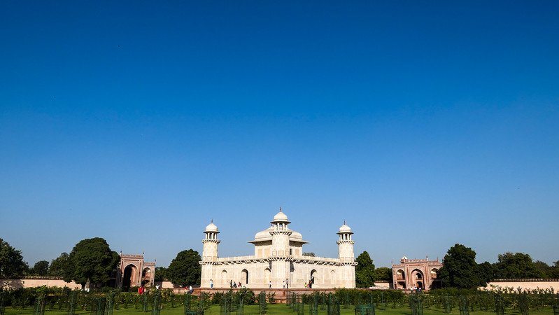 Visiting the Baby Taj in Agra which is an underrated attraction compared to others in the city 