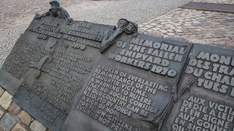 Visiting the European Solidarity Centre where we saw a memorial for the fallen shipyard workers 1970 in Poland