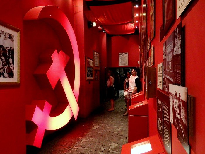 Visiting the Warsaw Uprising Museum in Poland with interactive and brightly colored displays curated for visitors 